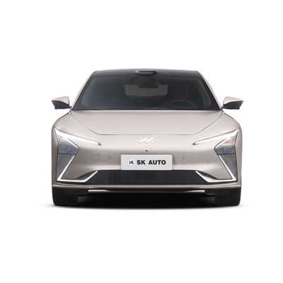 IMMotors L7 Electric Sedans AWD فضای بزرگ راحتی لوکس برای خانواده ها