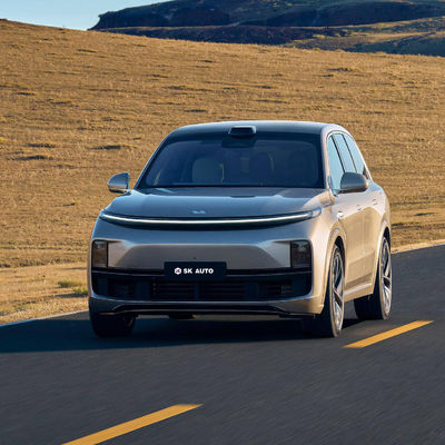 Li Auto Inc. از Li L8، شاسی بلند هوشمند 6 سرنشین و بزرگ خود برای خانواده ها و مشاغل رونمایی کرد.