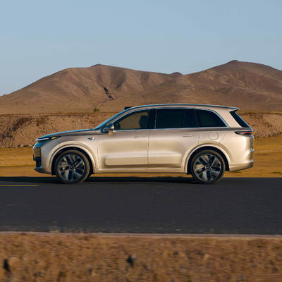 Li Auto Inc. از Li L8، شاسی بلند هوشمند 6 سرنشین و بزرگ خود برای خانواده ها و مشاغل رونمایی کرد.