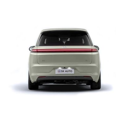 180 کیلومتر در ساعت حداکثر سرعت Li L8 Max AWD 490HP 5 درب 6 صندلی SUV الکتریکی با 1200 کیلومتر برد و 3005 میلی متر فاصله چرخ