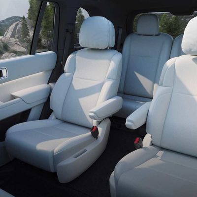 180 کیلومتر در ساعت حداکثر سرعت Li L8 Max AWD 490HP 5 درب 6 صندلی SUV الکتریکی با 1200 کیلومتر برد و 3005 میلی متر فاصله چرخ