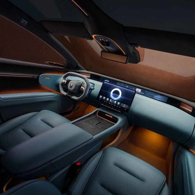 آواتار12 650 کیلومتر 730 کیلومتر محدوده اتومبیل الکتریکی لوکس SUV هواوی آواتار اتومبیل انرژی جدید 4 صندلی 5 صندلی