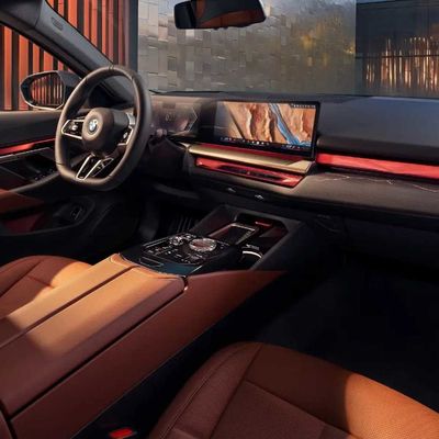 مدل جدید ۲۰۲۴ به تازگی معرفی شد BMW i5 اتومبیل الکتریکی سدان بزرگ eDrive ۳۵ L خالص الکتریکی ۲۸۶hp