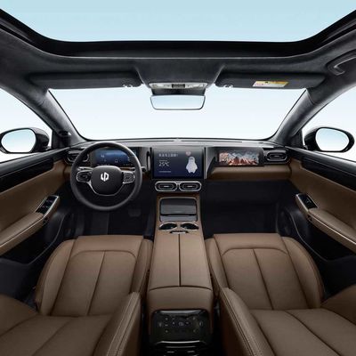 Leapmotor C01 500KM سدان برقی دو چرخ متحرک با سرعت بالا برای سفر خانواده ها