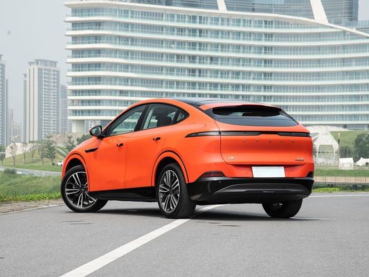2025 Xpeng G6 قدرتمند با ظرفیت باتری 68.5/80.8 کیلو وات و زمان شارژ سریع 0.2 ساعت با برد طولانی