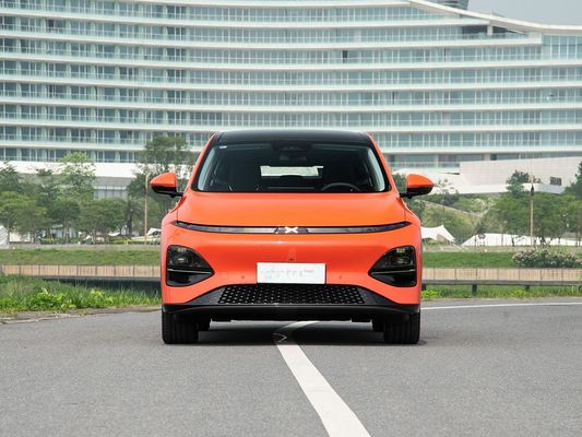 2025 Xpeng G6 قدرتمند با ظرفیت باتری 68.5/80.8 کیلو وات و زمان شارژ سریع 0.2 ساعت با برد طولانی