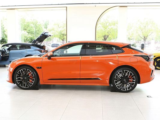 Zeekr 001 وسیله نقلیه الکتریکی