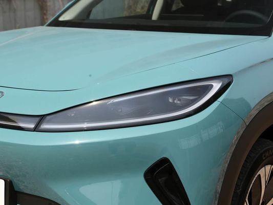 صفحه نمایش لمسی ویژگی های داخلی خودرو مدل 2025 BYD EV با سقف خورشیدی و 60.9 کیلو وات ساعت انرژی باتری شارژ سریع خودرو الکتریکی فروش داغ