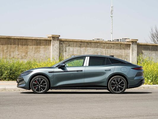 2025 خودرو الکتریکی قدرتمند هان L BYD با حداکثر قدرت 500 KW و فرمان چرم 1000 ولت ولتاژ بالا شارژ سریع