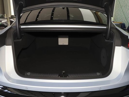2025 خودرو الکتریکی قدرتمند هان L BYD با حداکثر قدرت 500 KW و فرمان چرم 1000 ولت ولتاژ بالا شارژ سریع