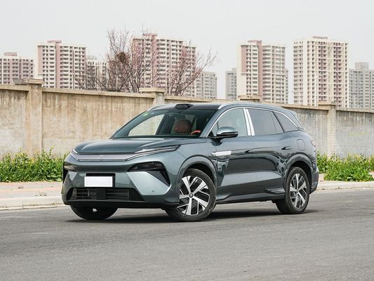 فروش جدید خودروهای الکتریکی بی آی دی مدل 2025 ظرفیت باتری 100.5 کیلو وات ساعت و شارژ سریع 0.1 ساعت 670 کیلومتر برد طولانی 500 کیلو وات قدرت ماشین الکتریکی فضای بزرگ برای خانواده 7 صندلی