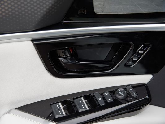 350kW قدرت موتور SUV کاملا الکتریکی هوندا S7 برد طولانی 650km شارژ سریع EV جدید فروش داغ با سقف خورشیدی برای خانواده