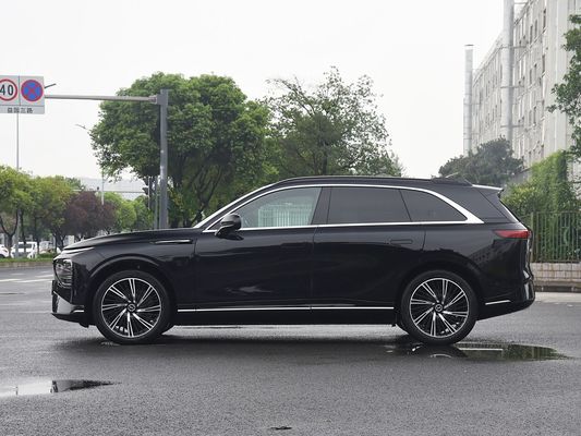 2025 Xpeng G9 SUV کاملا الکتریکی 93.1kWh ظرفیت باتری 423kW حداکثر قدرت موتور 680 کیلومتر برد طولانی و شارژ سریع با سقف خورشیدی