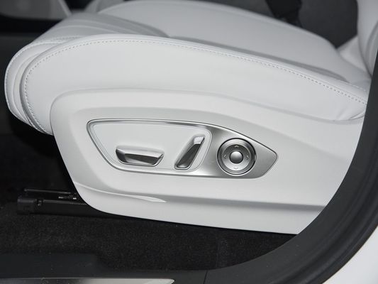 2025 Xpeng G9 SUV کاملا الکتریکی 93.1kWh ظرفیت باتری 423kW حداکثر قدرت موتور 680 کیلومتر برد طولانی و شارژ سریع با سقف خورشیدی