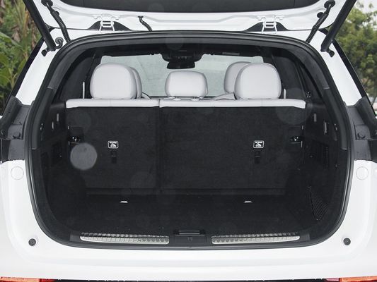 2025 Xpeng G9 SUV کاملا الکتریکی 93.1kWh ظرفیت باتری 423kW حداکثر قدرت موتور 680 کیلومتر برد طولانی و شارژ سریع با سقف خورشیدی