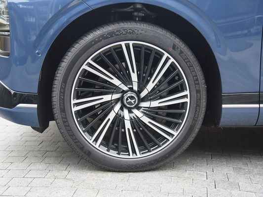 حداکثر تجربه رانندگی خود را با Xpeng G9 شارژ سریع خودرو الکتریکی Max Motor Torque 695N.m Max Motor Power 423kW Max Speed 200km/h