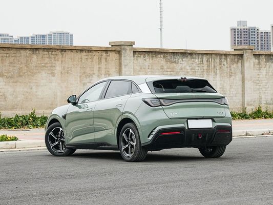 2025 BYD مهر خودرو الکتریکی 06GT زمان شارژ سریع 0.33 ساعت و عملکرد برد طولانی 550 کیلومتر باتری بزرگ با سقف خورشیدی برای خانواده