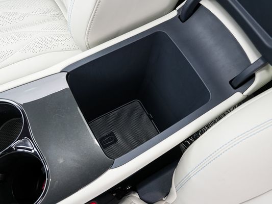 2025 BYD مهر خودرو الکتریکی 06GT زمان شارژ سریع 0.33 ساعت و عملکرد برد طولانی 550 کیلومتر باتری بزرگ با سقف خورشیدی برای خانواده