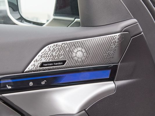 2025 BMW I5 خودروهای الکتریکی لوکس عملکرد خوب xDrive برد طولانی 651KM شارژ سریع EV مدل جدید سدان با سقف خورشید BMW سری 5