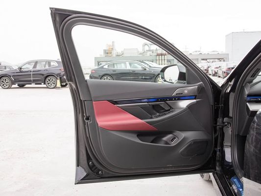 2025 BMW I5 خودروهای الکتریکی لوکس عملکرد خوب xDrive برد طولانی 651KM شارژ سریع EV مدل جدید سدان با سقف خورشید BMW سری 5